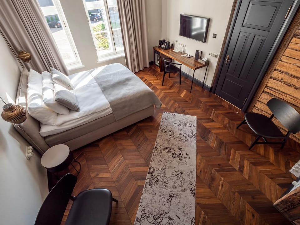 Photo of the whole room