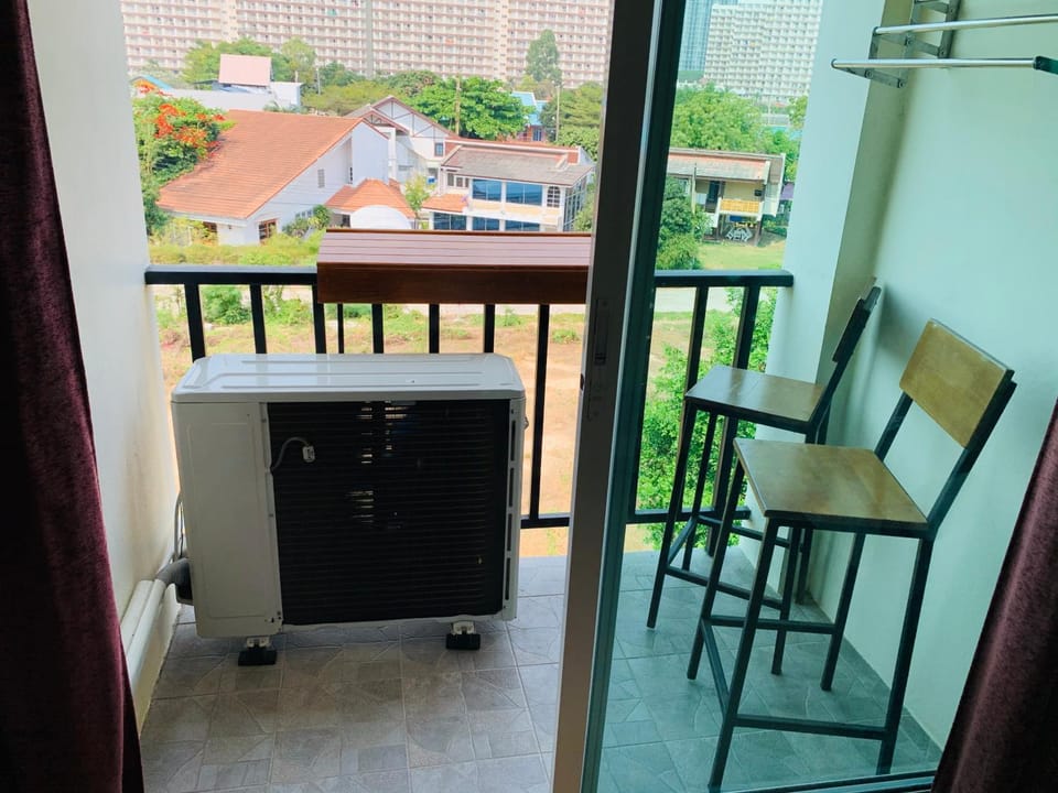 Spa Guest House Bed and Breakfast in Pattaya City