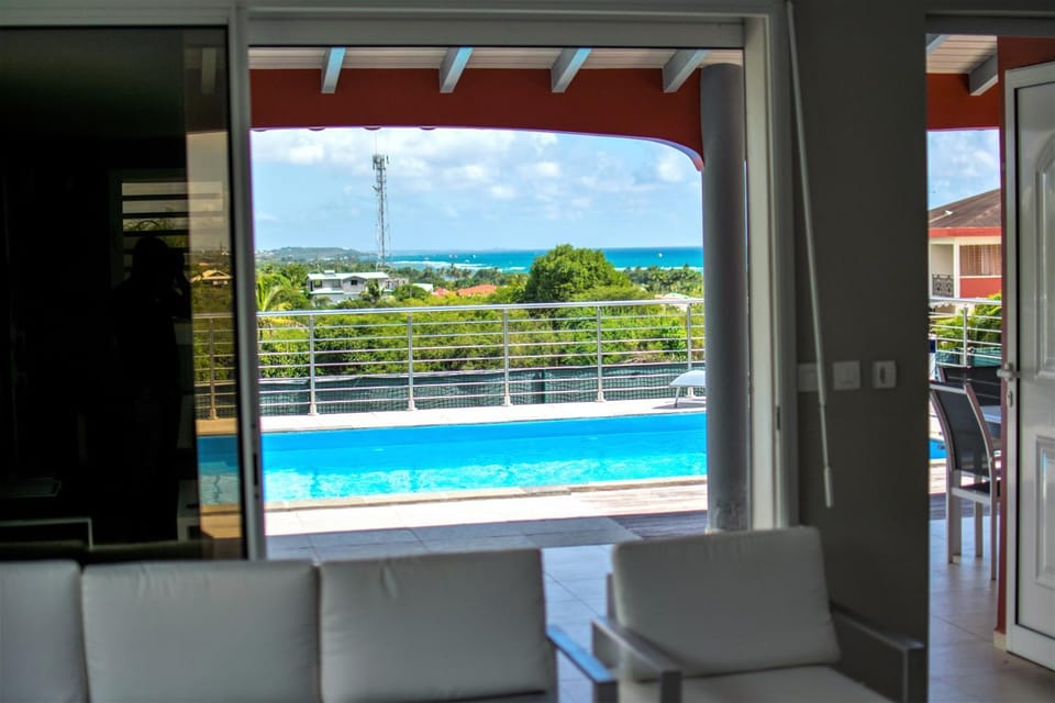 VILLA D'ALICE 1 Villa in Sainte-Anne