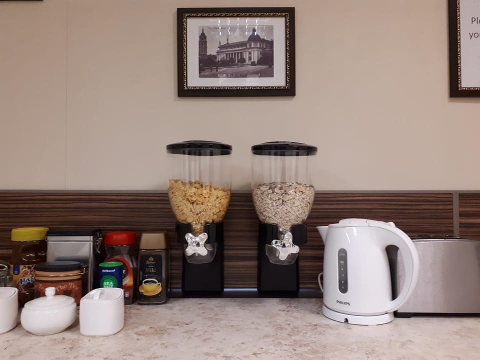 Restaurant/places to eat, Coffee/tea facilities, Kitchen or kitchenette, Breakfast, toaster