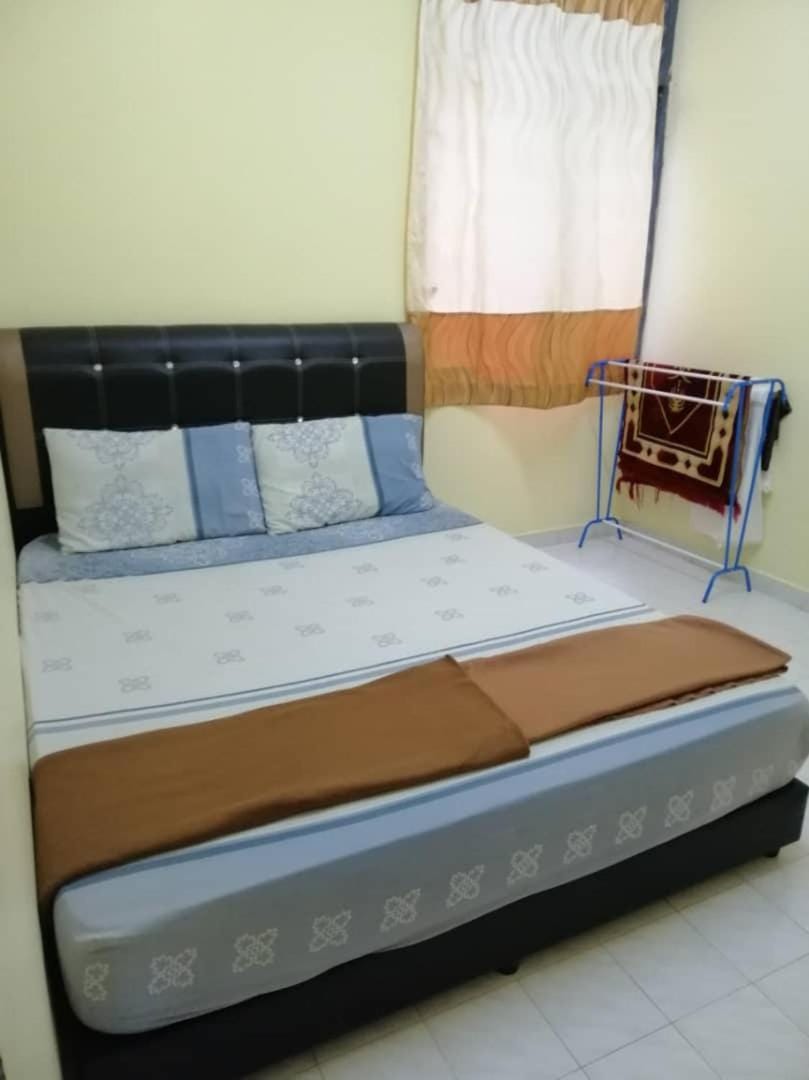lela homestay bajet Vacation rental in Terengganu, Malaysia