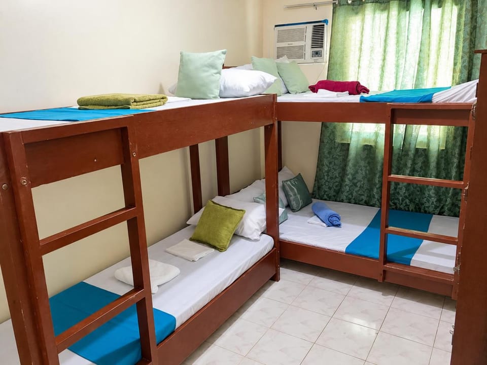 Wendy's Apartelle Inn in Boracay
