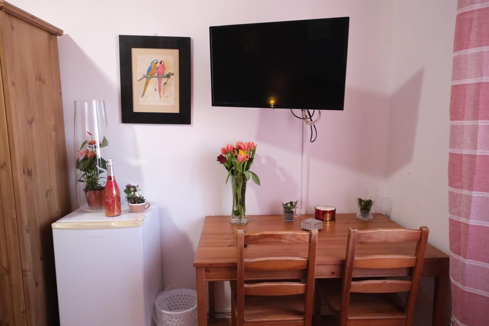 Gialel Guesthouse Bed and Breakfast in Rome