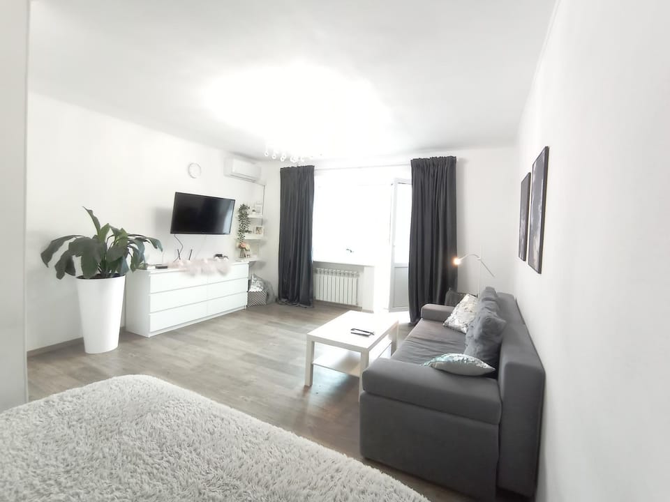 TV and multimedia, Living room, Photo of the whole room, Seating area