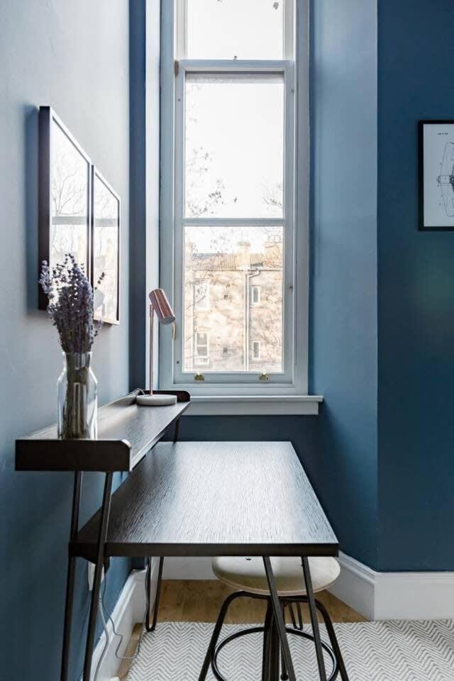 Incredible contemporary flat in heart of west end Apartment in Glasgow