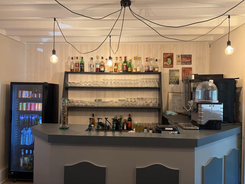 Lounge or bar