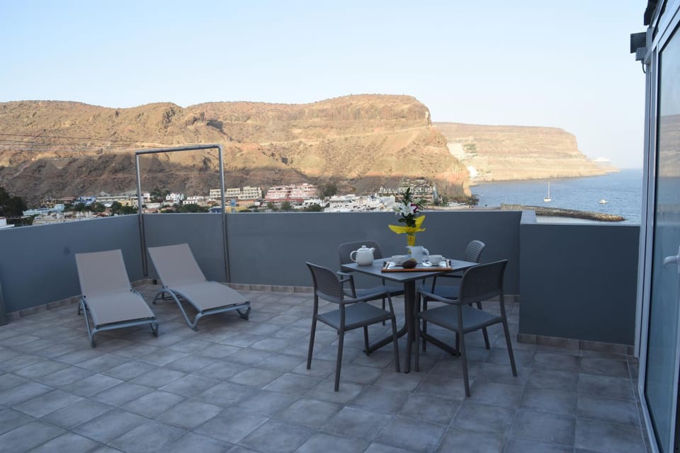Patio, Balcony/Terrace