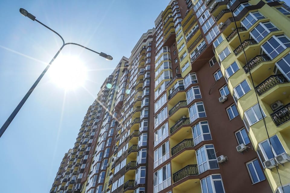 Cozy apartment in a new building close to the downtown Apartment in Kiev City - Kyiv