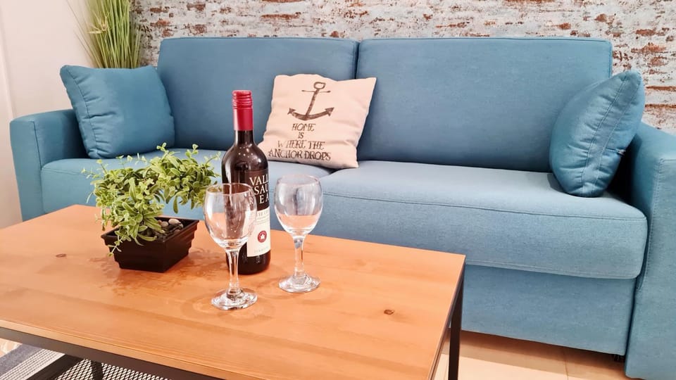 Seating area, Drinks