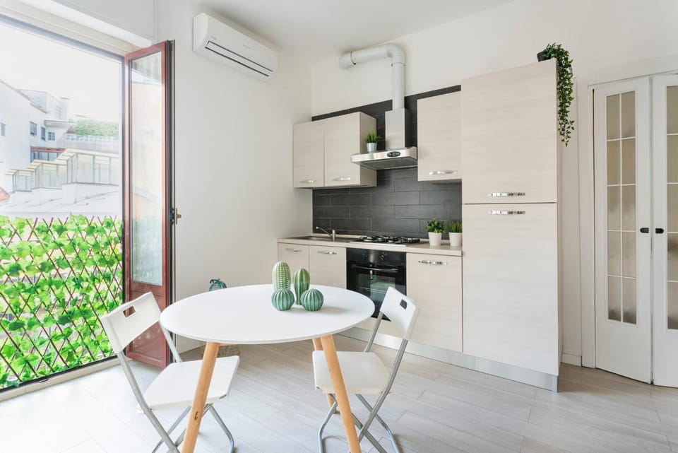 New! Charming & pretty flat in Milan Center Apartment in Milan