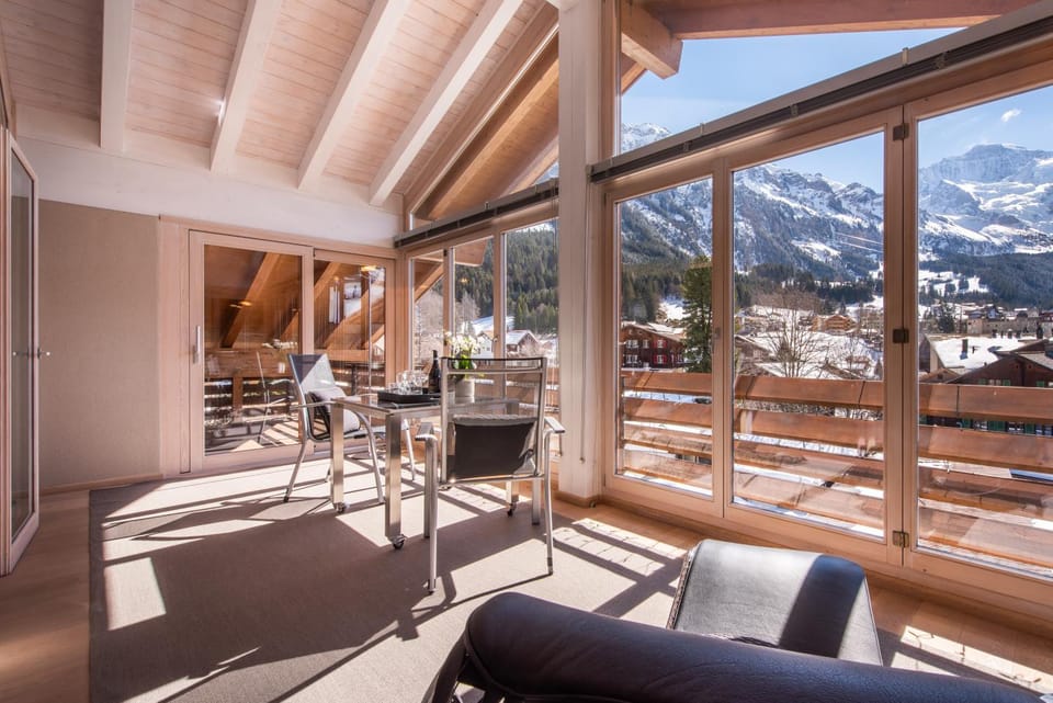 View (from property/room), Living room, Mountain view