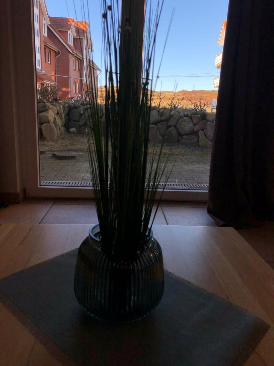 Living room, Garden view