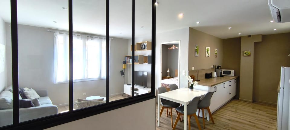 Appartement climatisé 2 chambres Apartment in La Seyne-sur-Mer