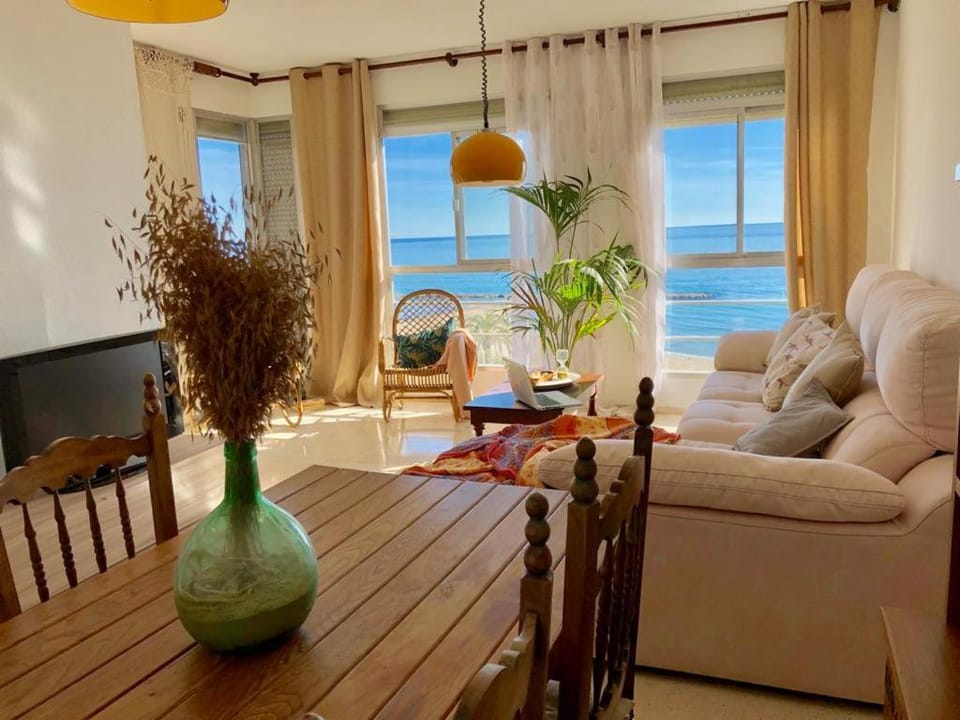 Lounge or bar, Sea view