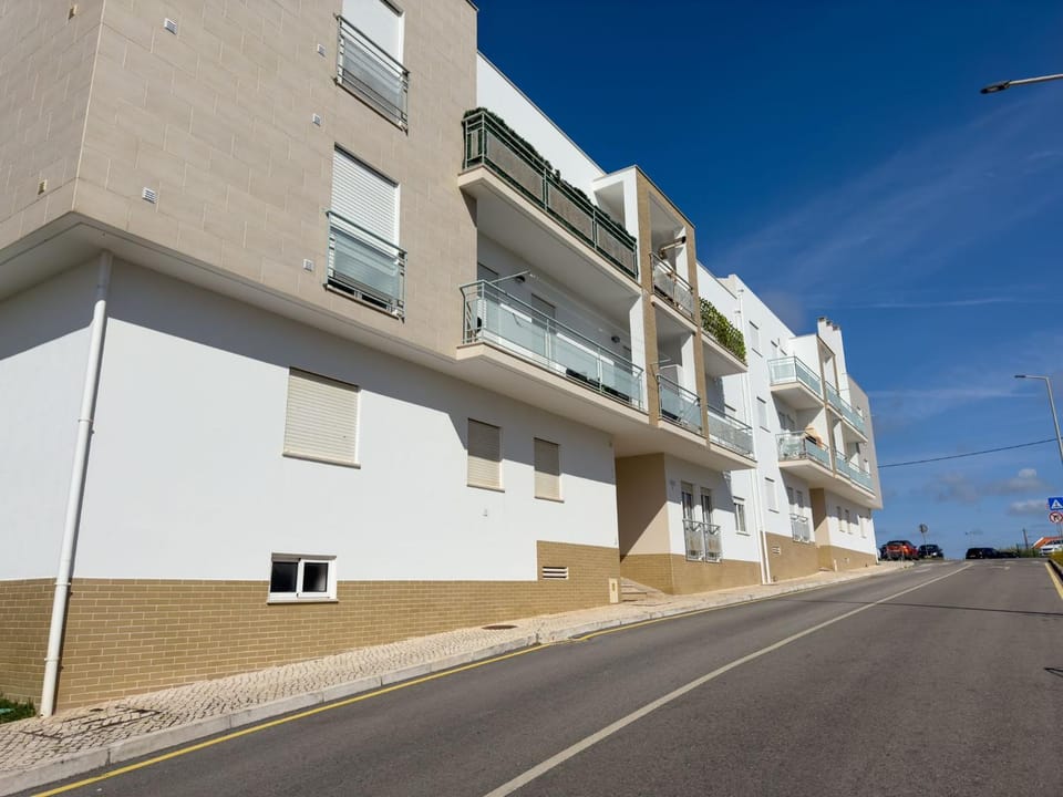 Rua professora Virgilia Bloco A Porta n 2 1 Esq Apartment in Nazaré