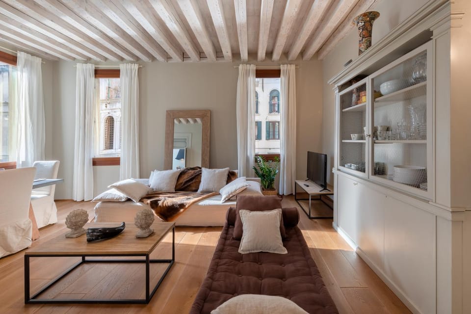 Bridge of Sighs Luxurious Apartment Apartment in San Marco
