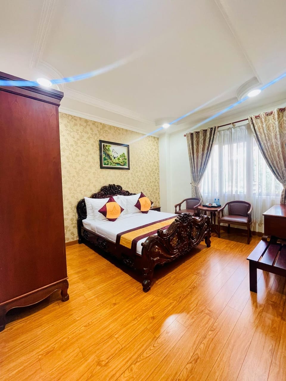 Photo of the whole room