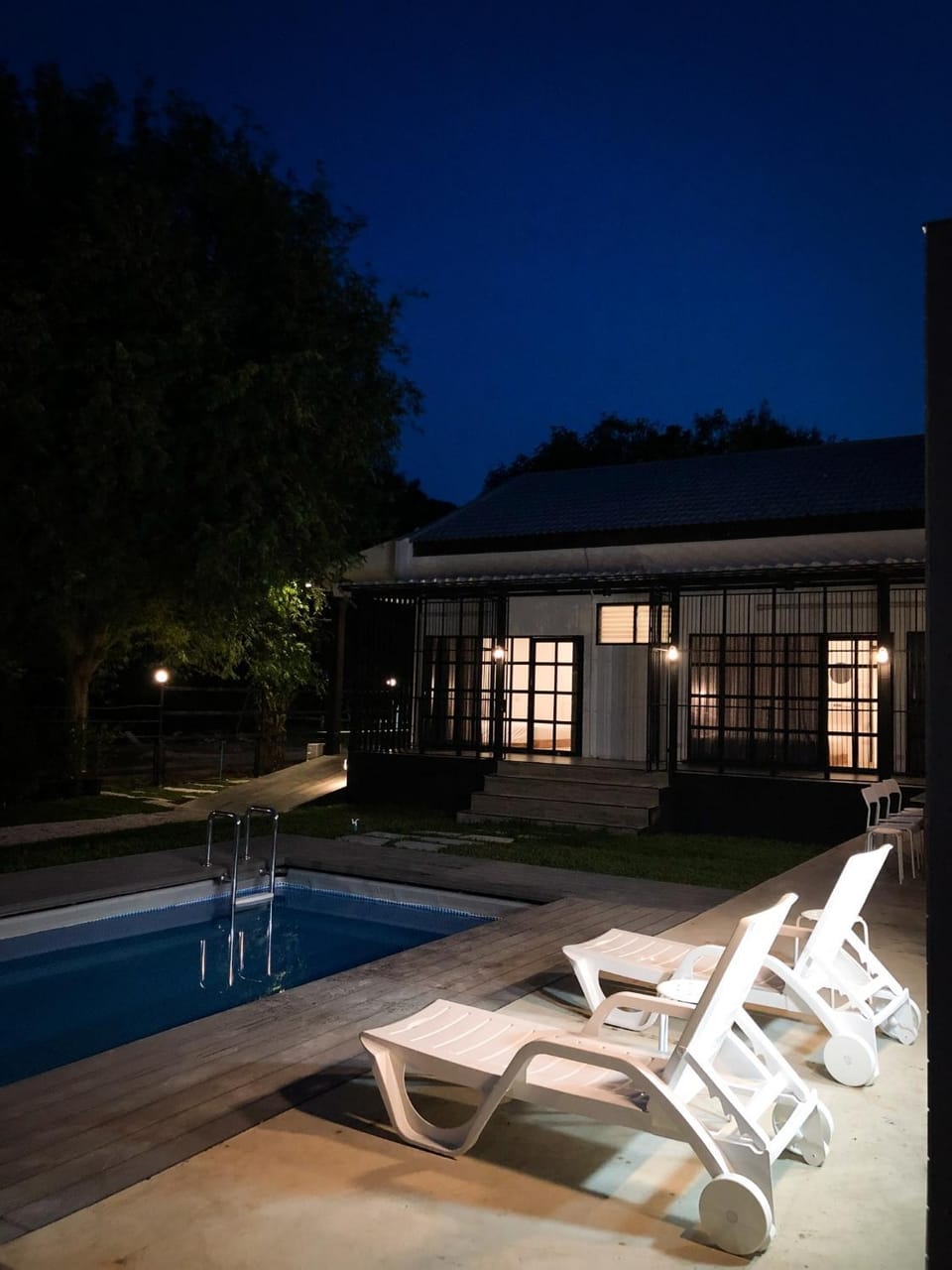 Property building, Swimming pool