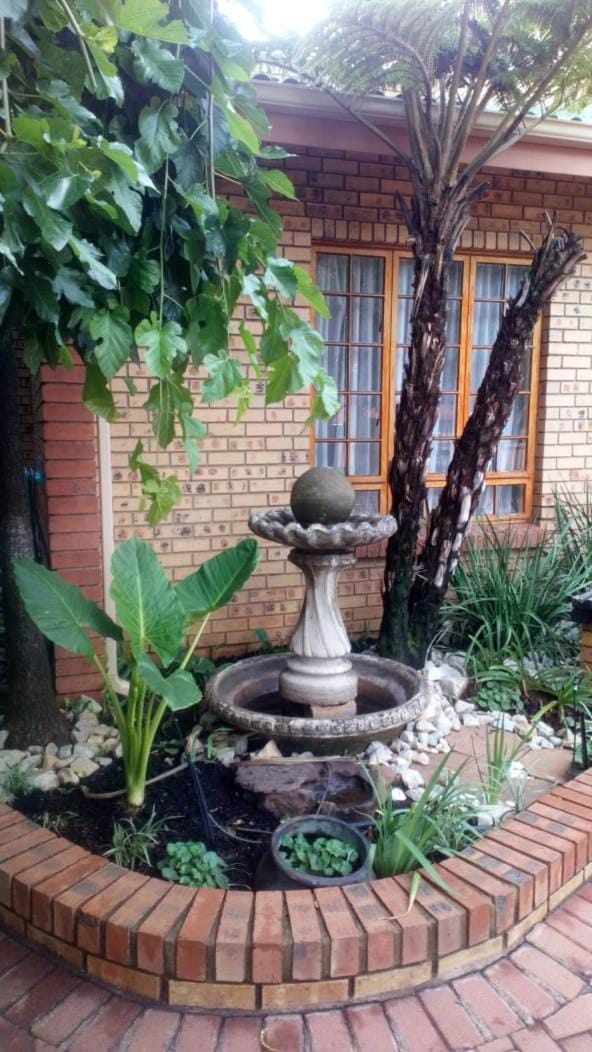 Ridderspoor Guesthouse Bed and Breakfast in South Africa