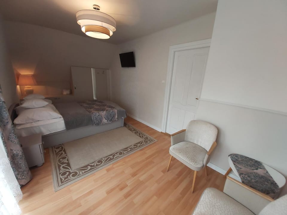 Krakowska 39 Bed and Breakfast in Masovian Voivodeship