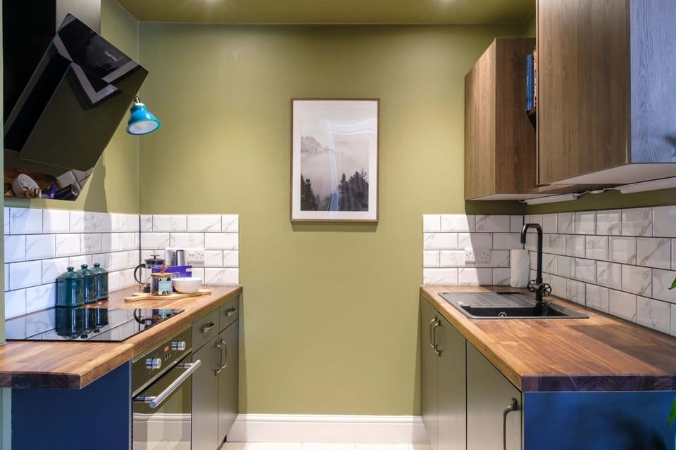 The Victorian Post House - Central Frome House in Frome