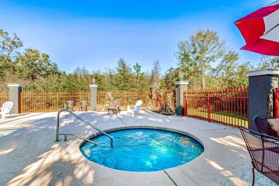 Hot Tub, On site