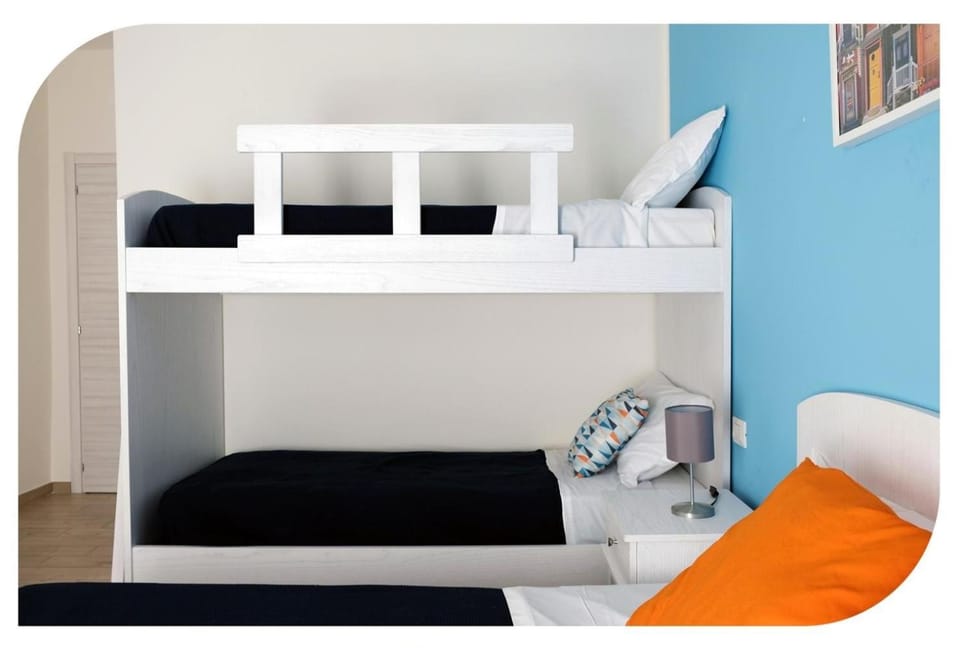 Bed, bunk bed
