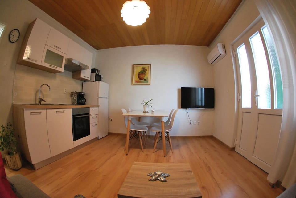 Apartman Ružica Apartment in Makarska