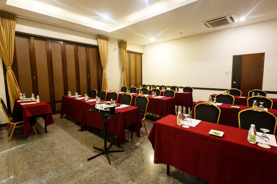 Meeting/conference room