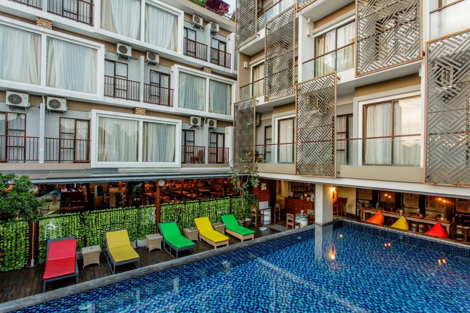 Swimming pool