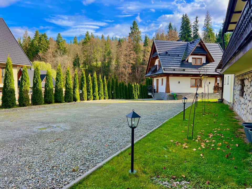 Property building, Garden, Garden view