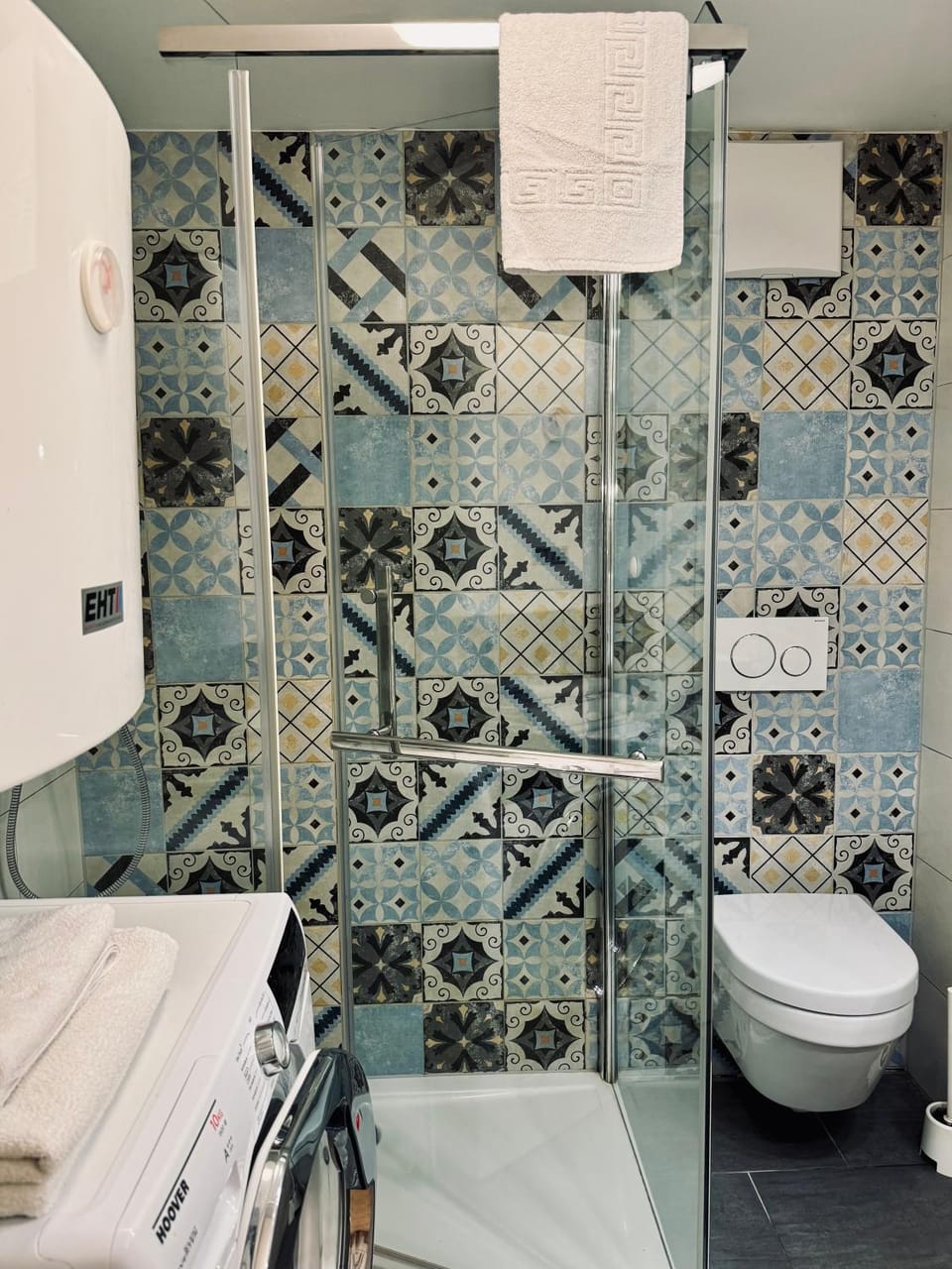 Urban by BestChoice - FREE Parking - Self Check-in Apartment in Graz