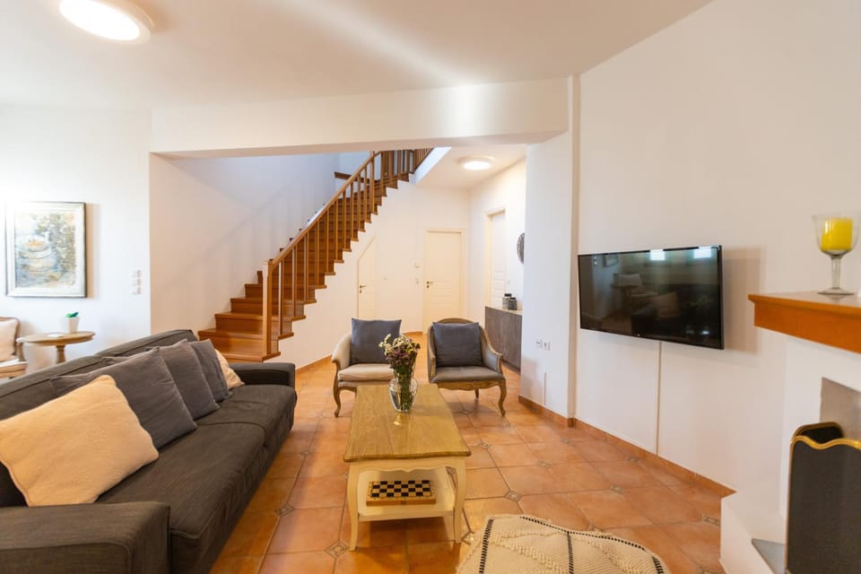 TV and multimedia, Living room, Seating area