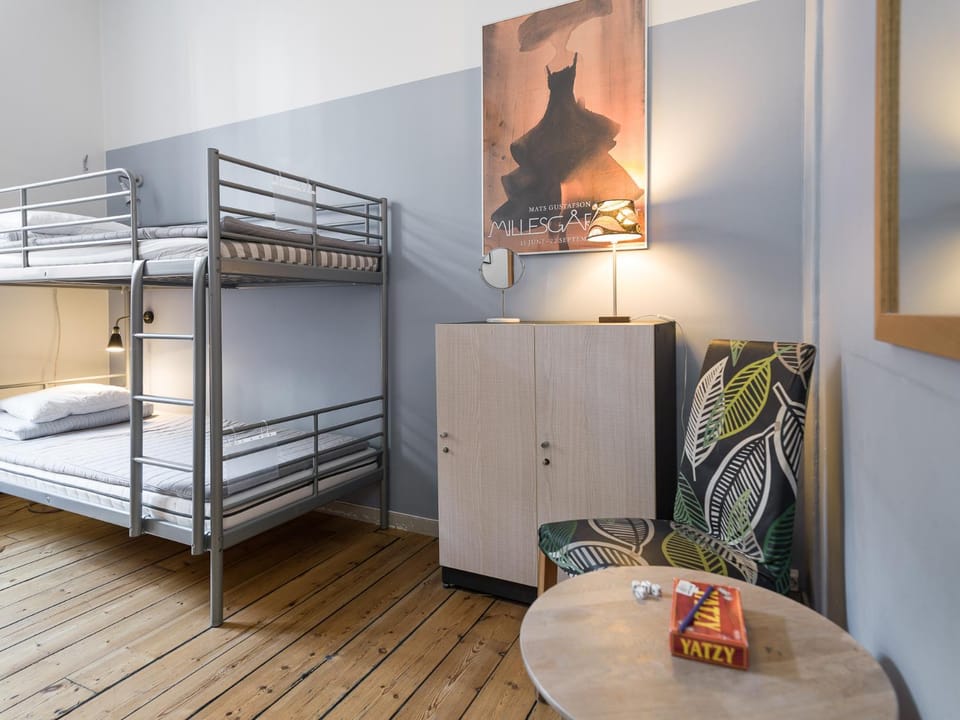 Photo of the whole room, bunk bed