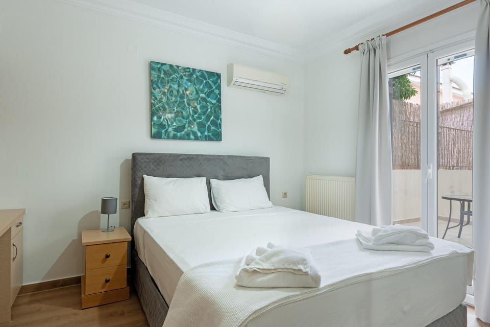 Bed, View (from property/room), Bedroom
