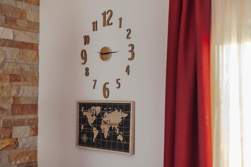 Day, Winter, Living room, Decorative detail, On site