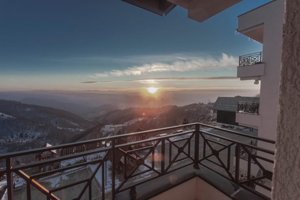 Day, Winter, Skiing, Balcony/Terrace, On site, Mountain view