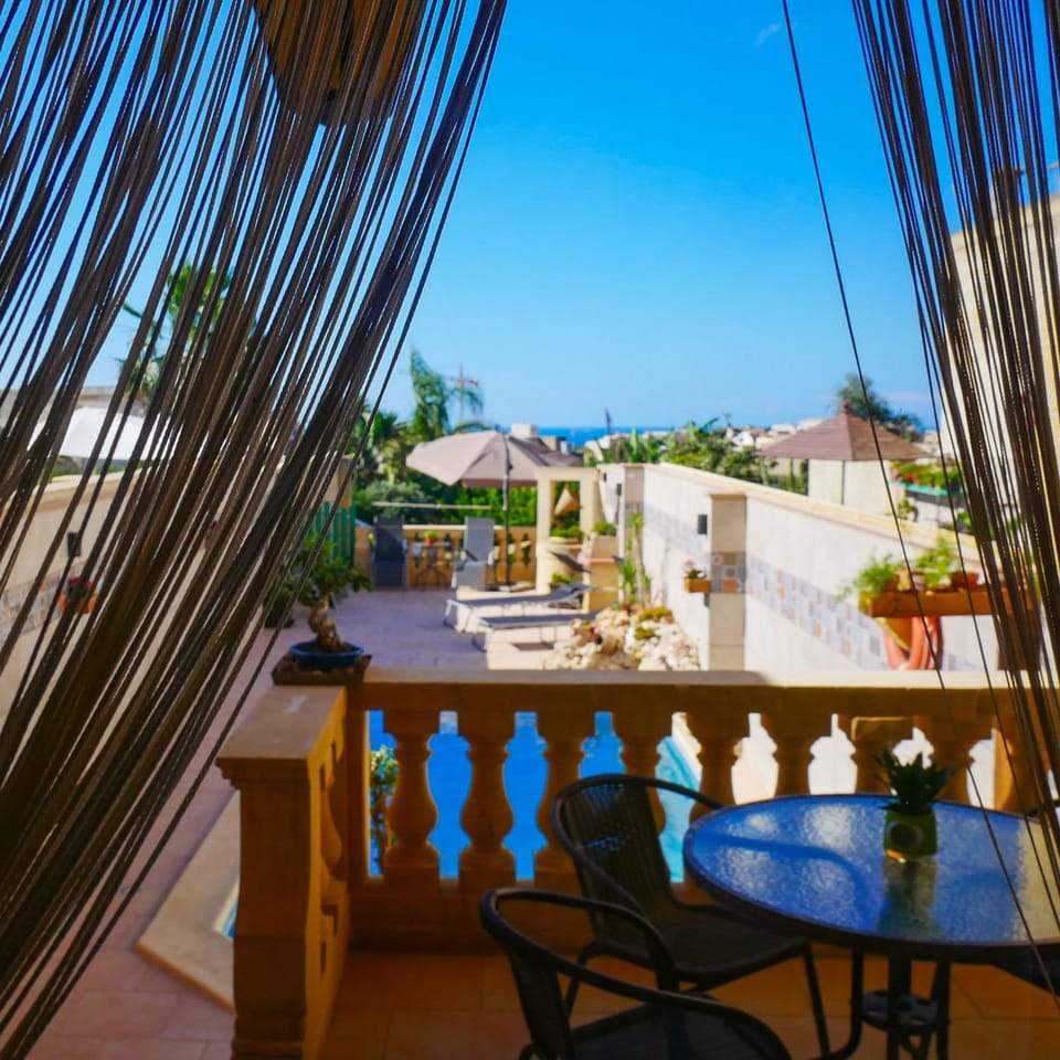 Activities, Balcony/Terrace, Swimming pool