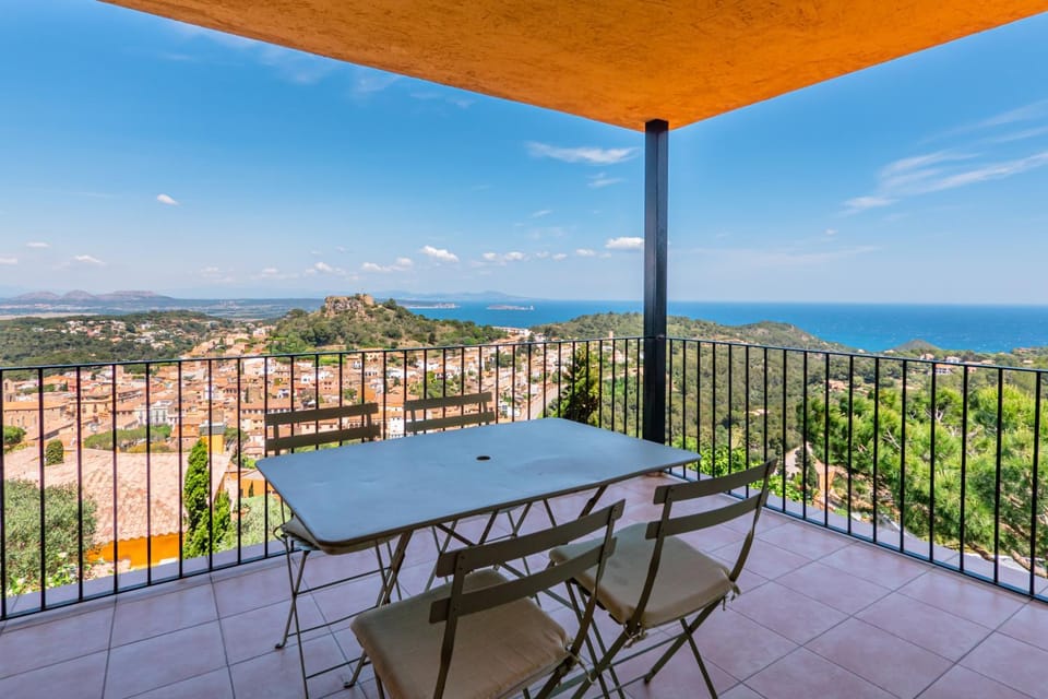 B-16 Apartment in Baix Empordà