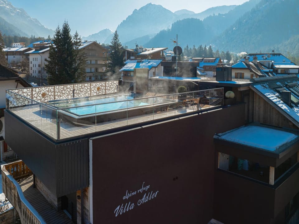 Bird's eye view, Mountain view, Swimming pool