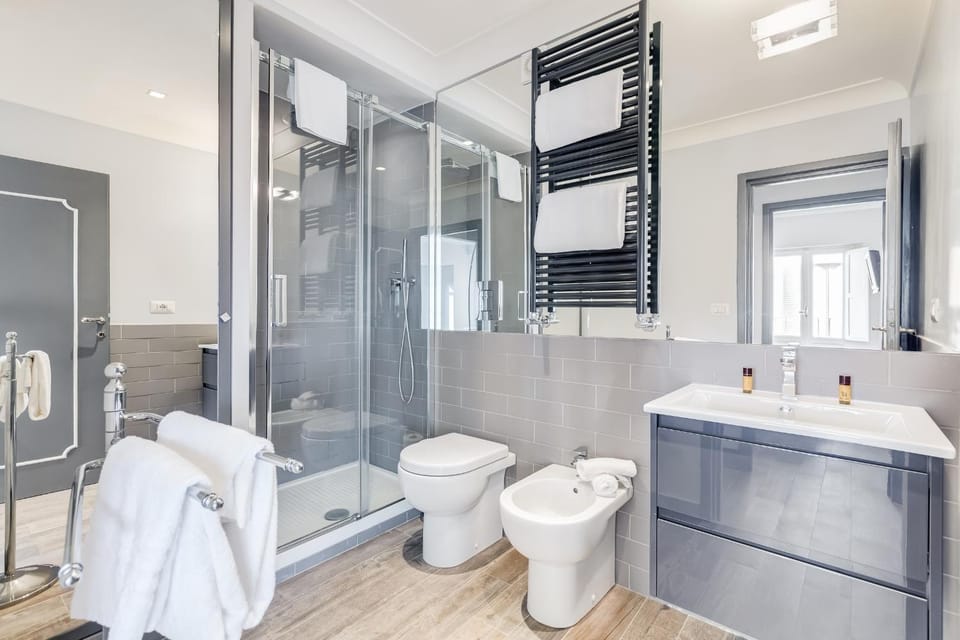 Shower, Toilet, Bathroom, bidet