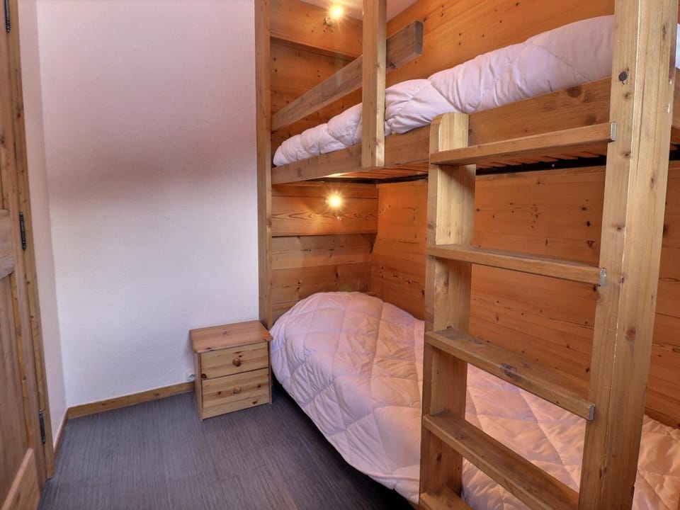 Charmant 3 Pièces 7 Pers Méribel Skis aux Pieds avec Balcon - FR-1-182-49 Apartment in Les Allues