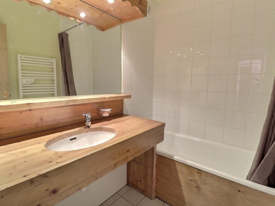 Charmant appart 2 pièces, Méribel, 5 pers, 3* Apartment in Les Allues