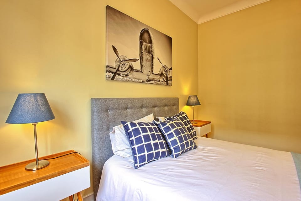 Almirante 3-Four Bedrooms Apartment in Lisbon