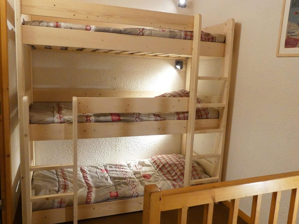 Duplex 3 Pièces Proche Pistes, Animaux Acceptés - FR-1-182-164 Apartment in Les Allues