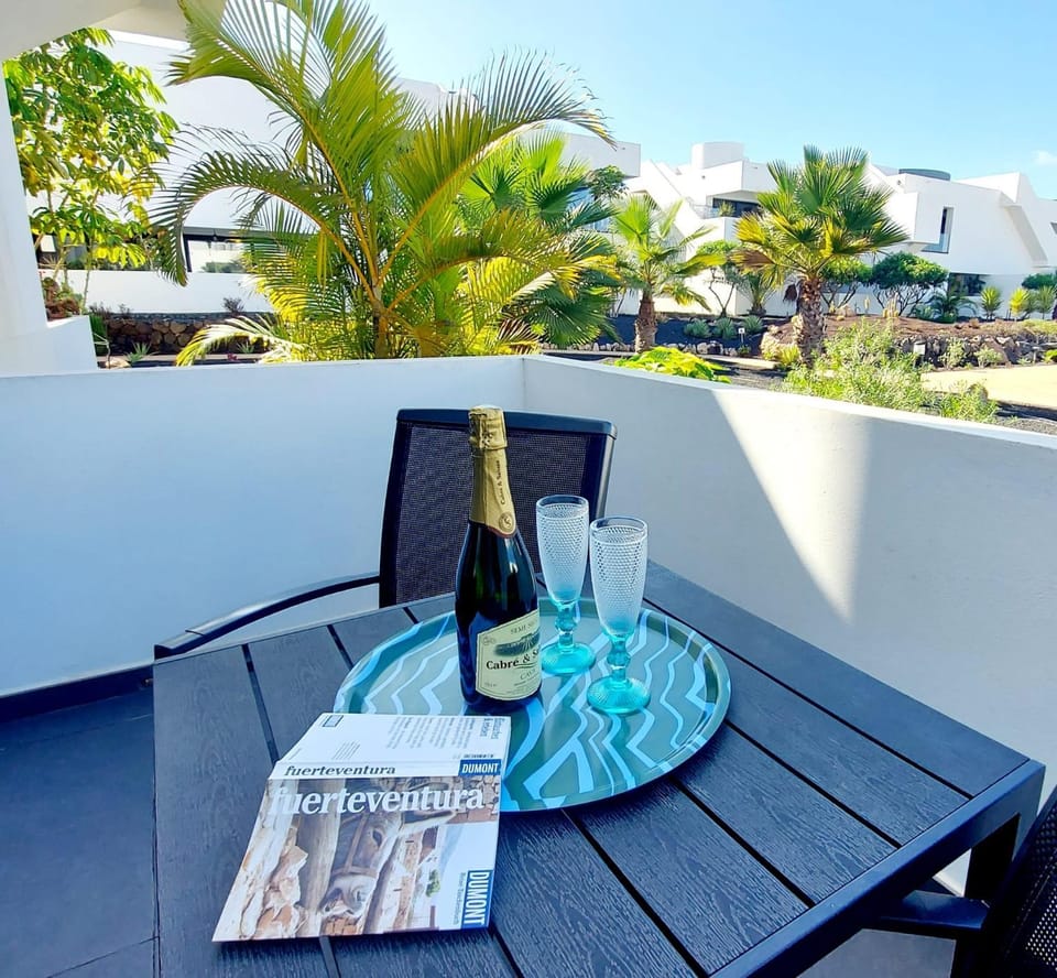 Patio, View (from property/room), Balcony/Terrace, Seating area