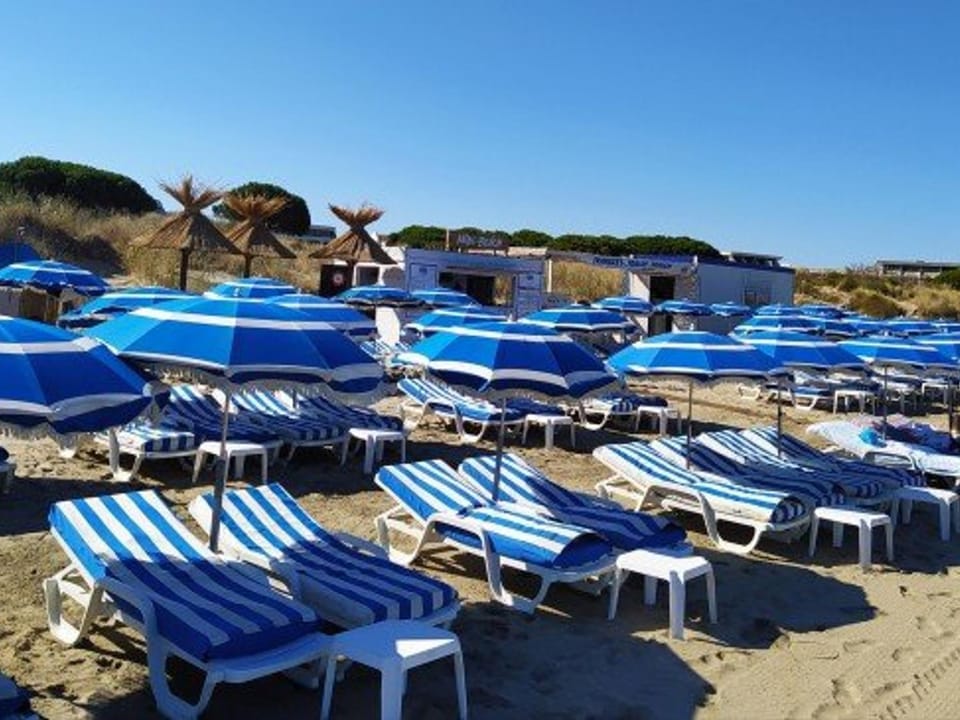 Studio cabine climatisé, proche plage, parfait pour 4 pers. - FR-1-307-123 Cabin in Le Grau-du-Roi