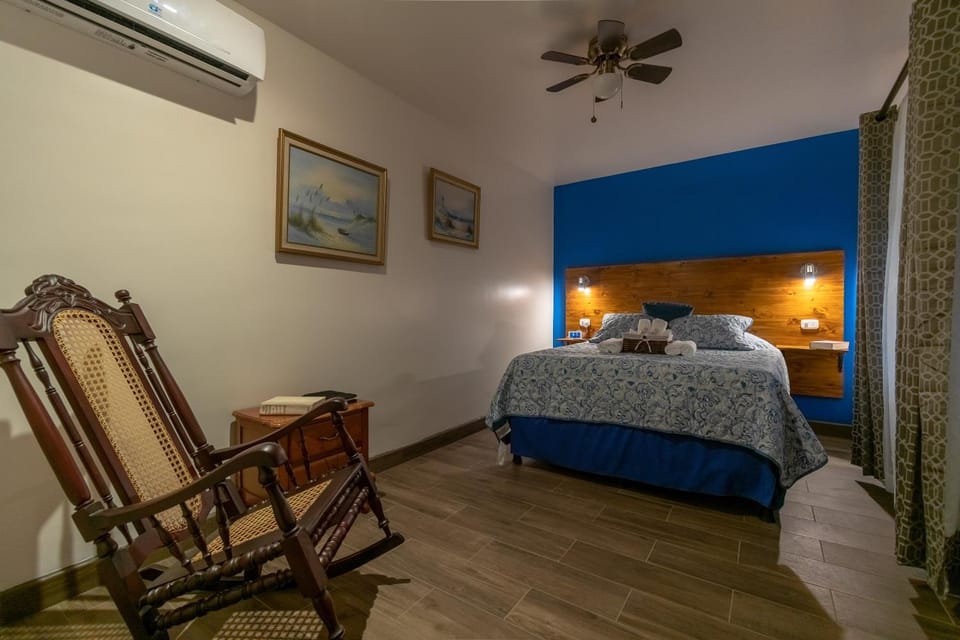 Alice y Juancito Boutique Hotel Bed and Breakfast in Alajuela