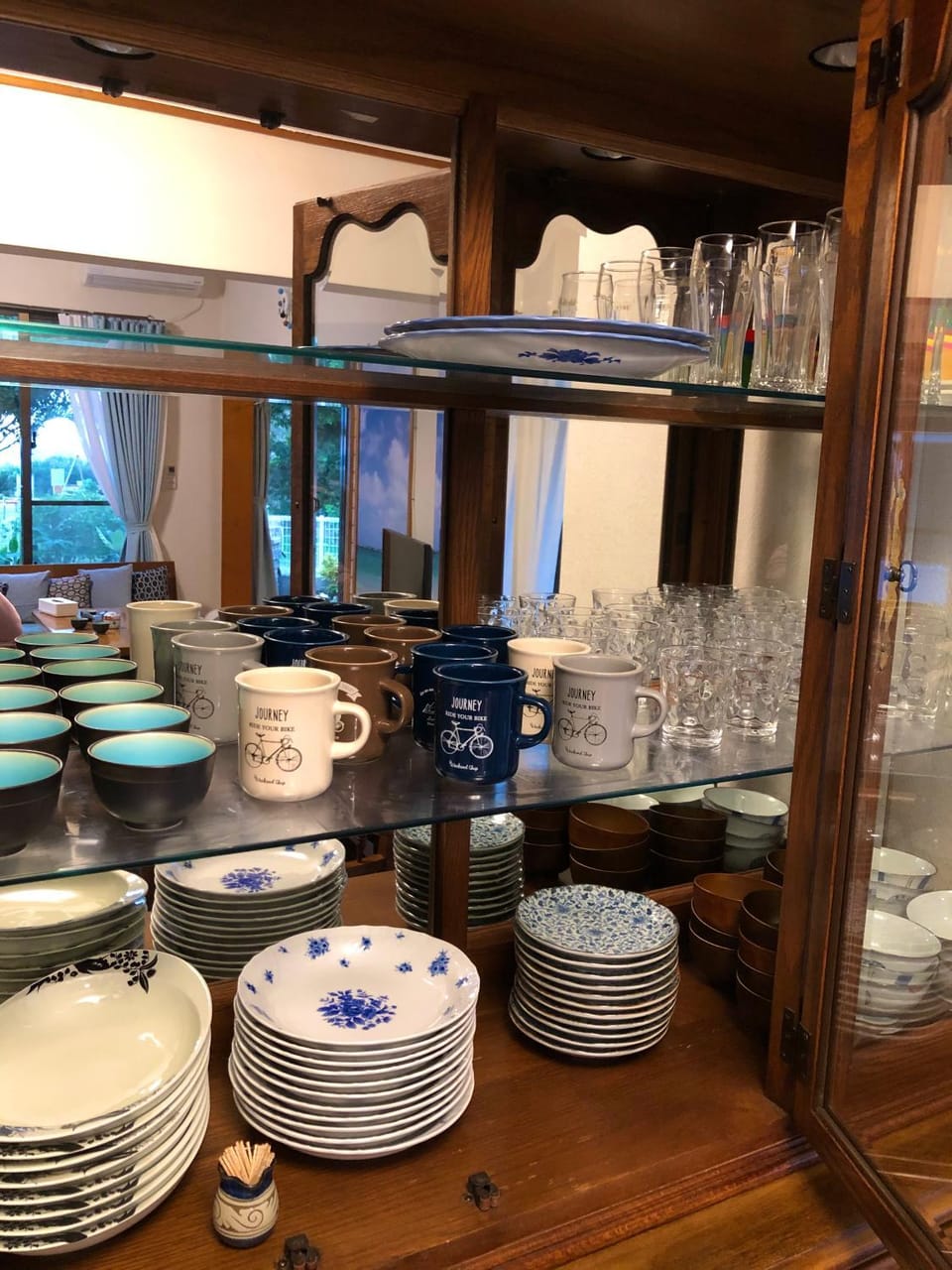 Coffee/tea facilities, Decorative detail