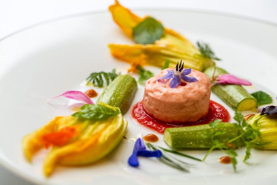 Restaurant/places to eat, Food